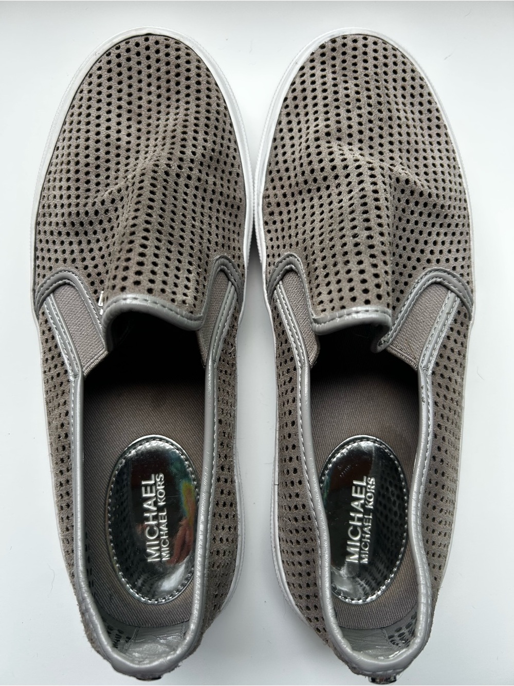 Michael Kors Keaton Taupe/Gray Perforated Slip-On Loafers Women’s 7.5 *